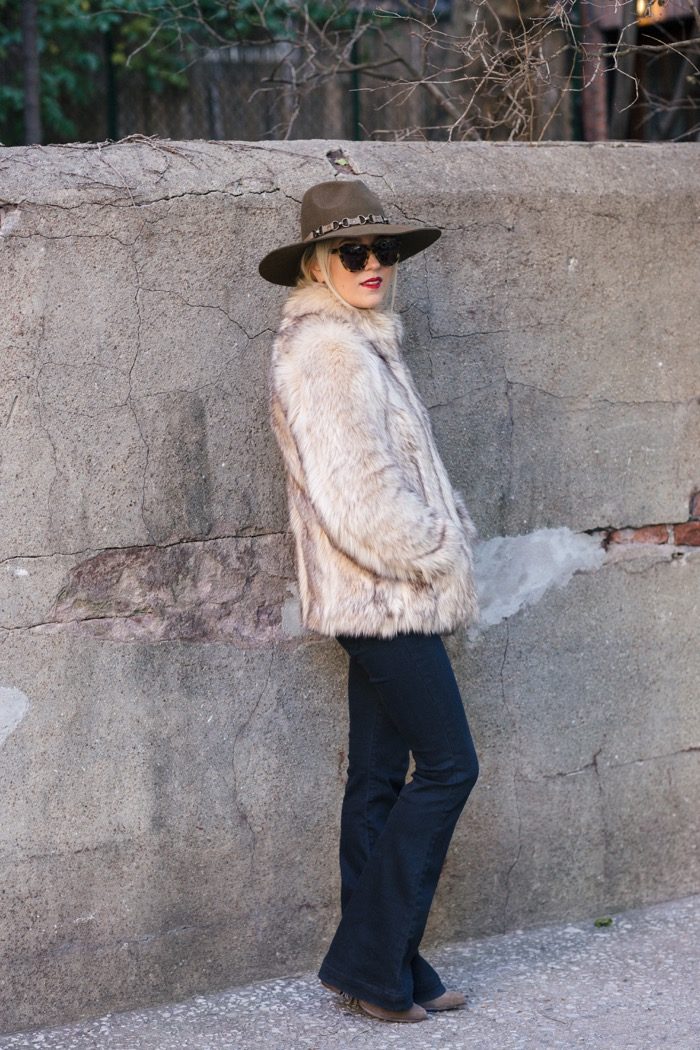 christine-cameron-of-my-style-pill-wearing-a-faux-fur-top-shop-jacket-and-kathy-jeanne-hat_5